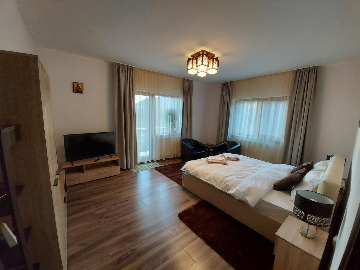 Apartament Matei Brasov Bagian luar foto
