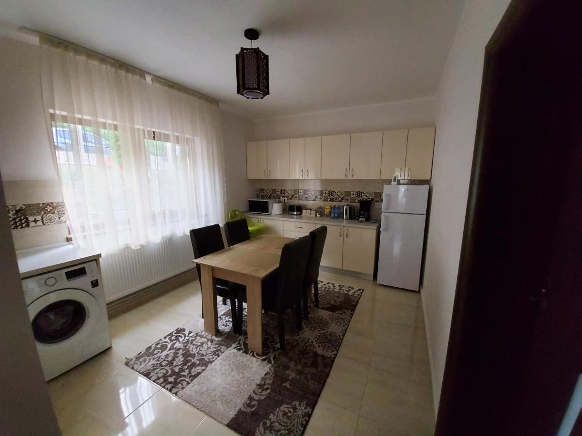 Apartament Matei Brasov Bagian luar foto
